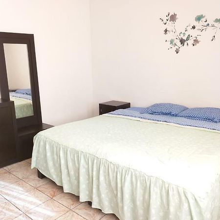 Julio House Hostel Λεόν Εξωτερικό φωτογραφία