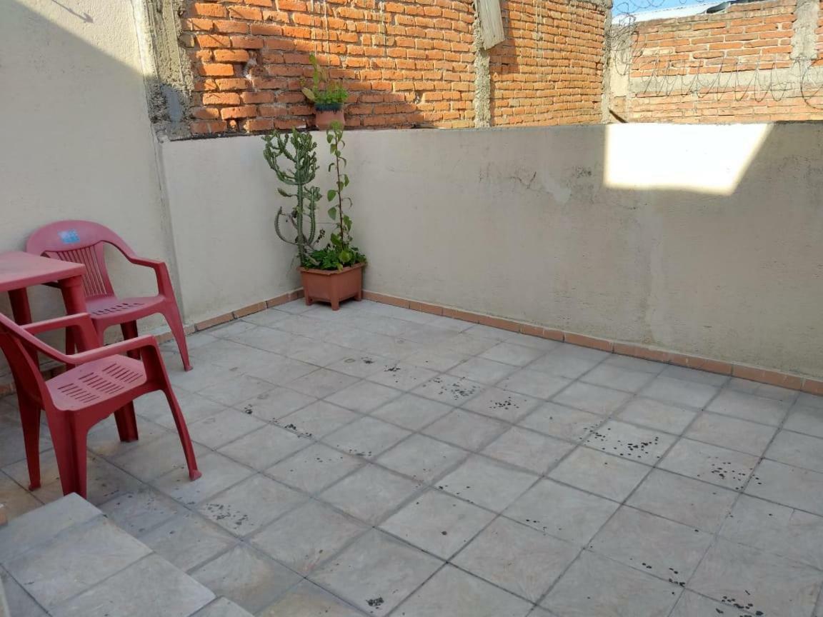 Julio House Hostel Λεόν Εξωτερικό φωτογραφία